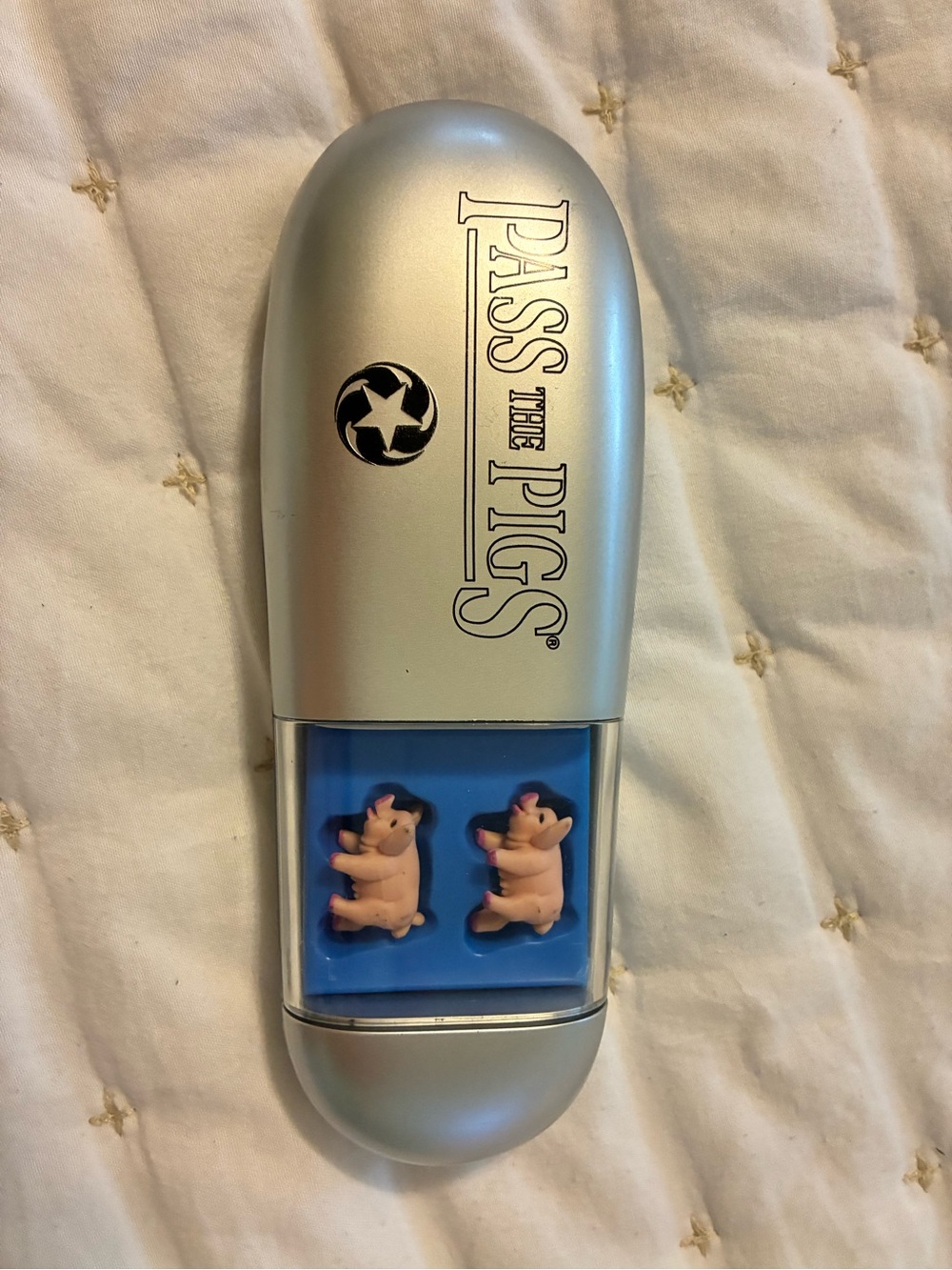 Pass the Pigs Kids Game - Silver with Pink Pig Pieces